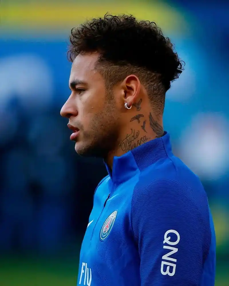 芬威品牌国 芬威品牌国