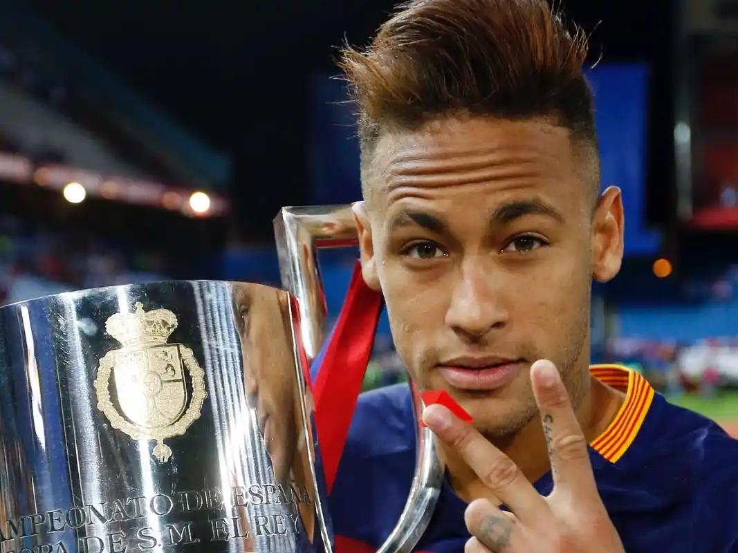 也在潜移默 也在潜移默