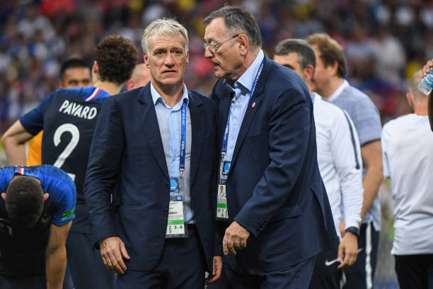 队和商业利 队和商业利